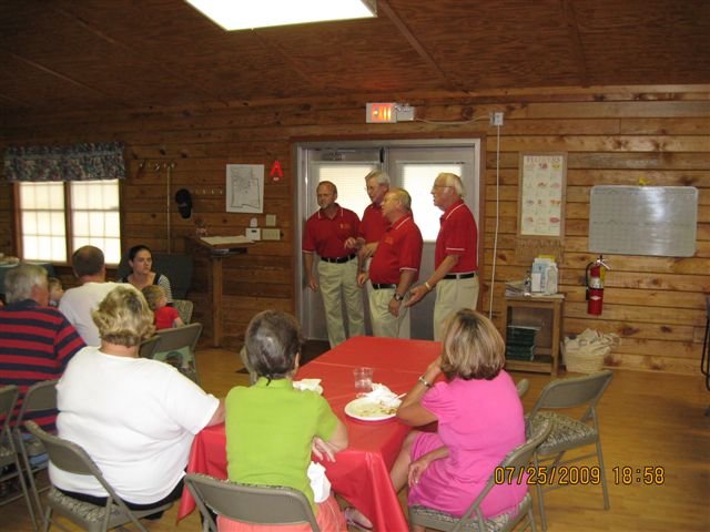 sogdinnerandapplepiecontest72509005.jpg