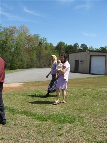 easteratsog2009030.jpg
